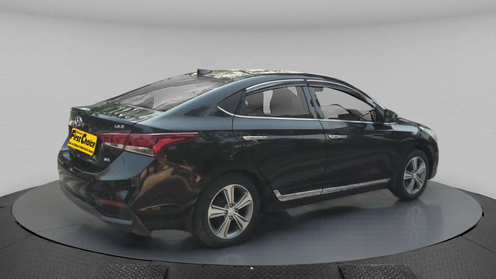 Used Hyundai Verna 1.6 CRDi SX MT in Jhansi 2019 model, India at Best