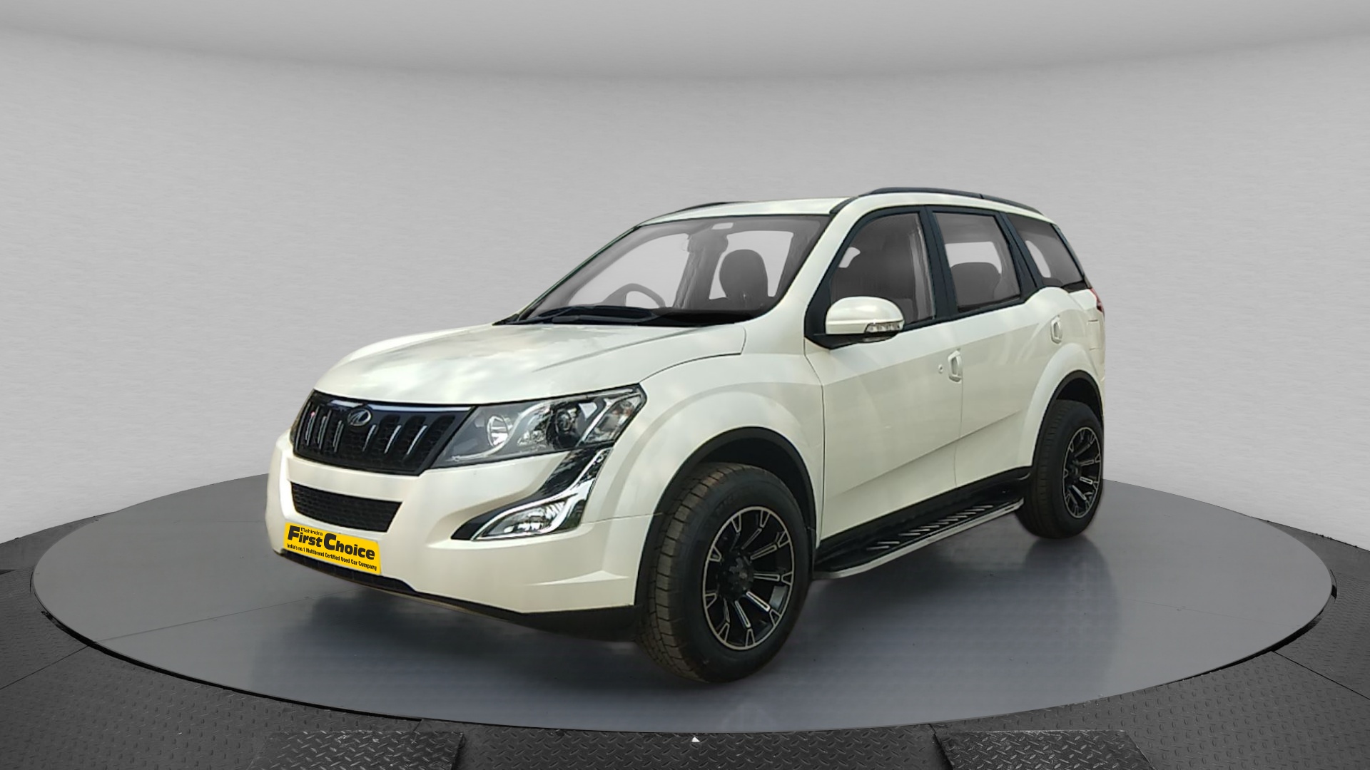 Used Mahindra XUV500 W6 in Palakkad 2017 model, India at Best Price.