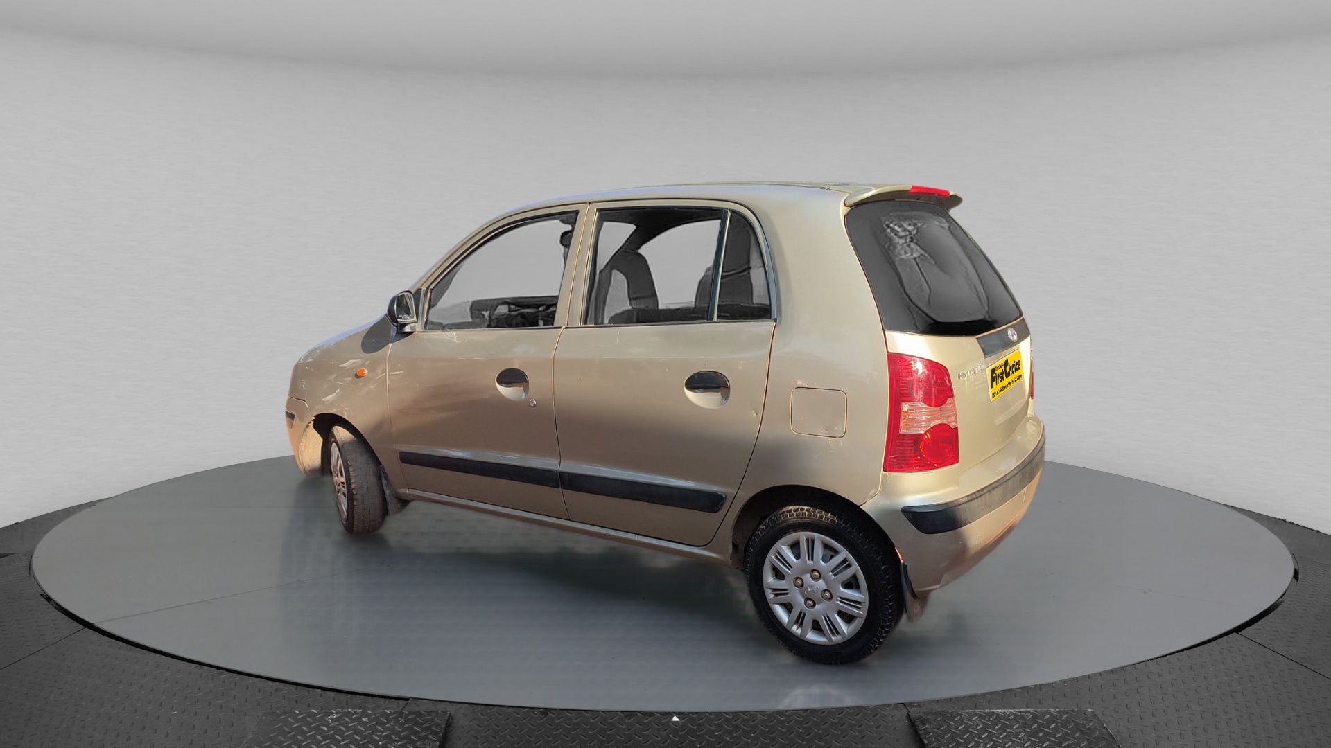 Used Hyundai Santro Xing GLS in Gulbarga 2010 model, India at Best Price.