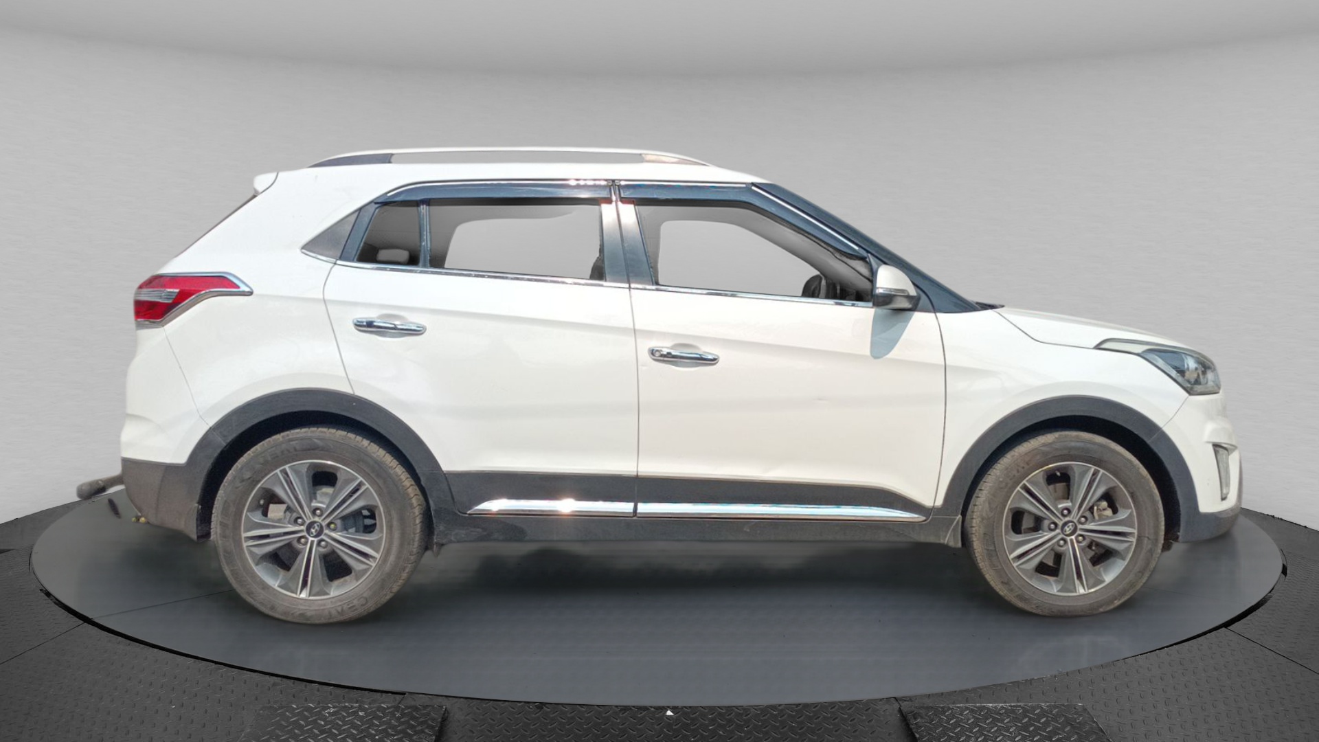 Used Hyundai Creta 1.6 SX Diesel in Varanasi 2016 model, India at Best