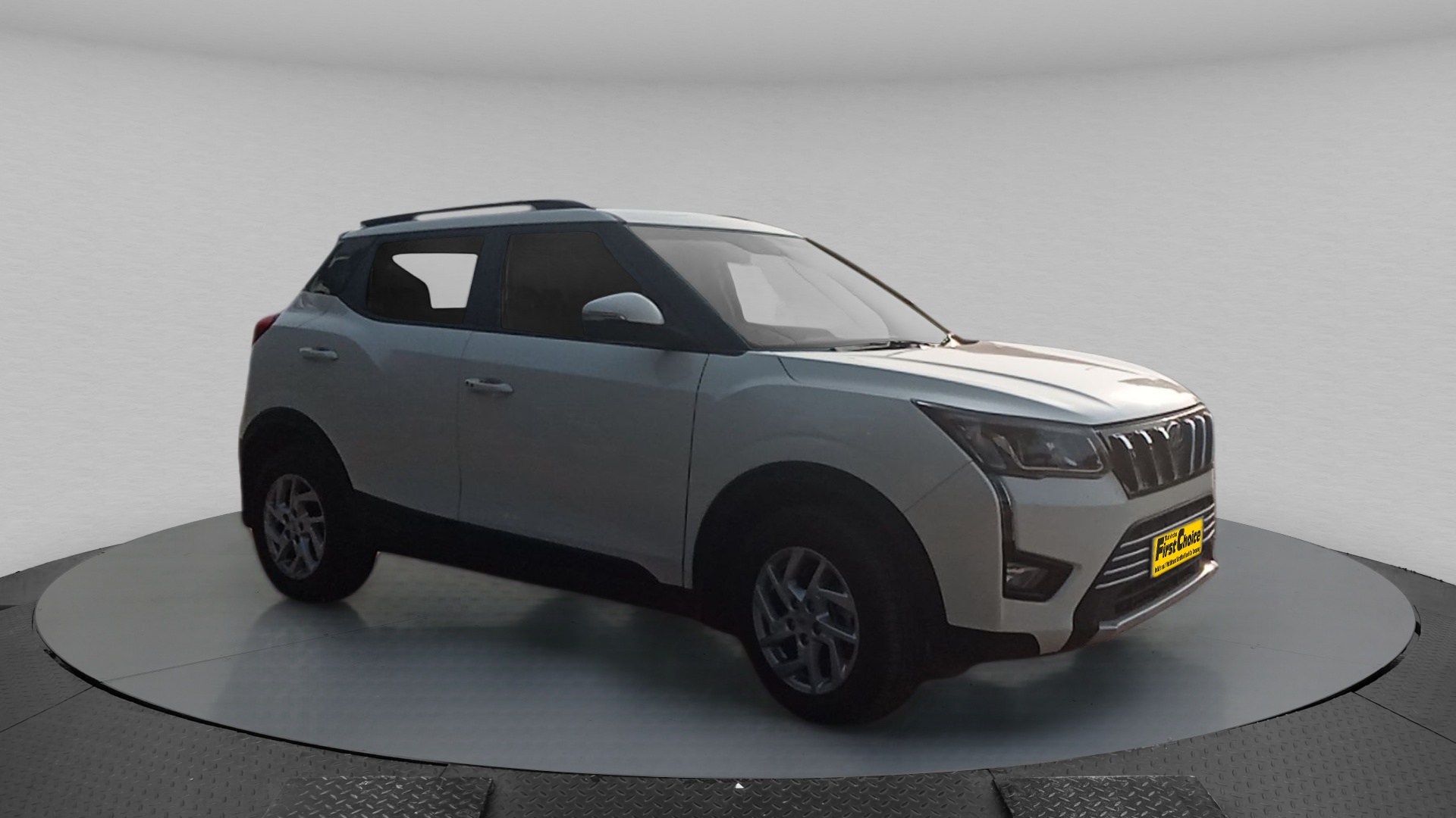 Mahindra Xuv300 W8 Optional Diesel Mahindra First Choice